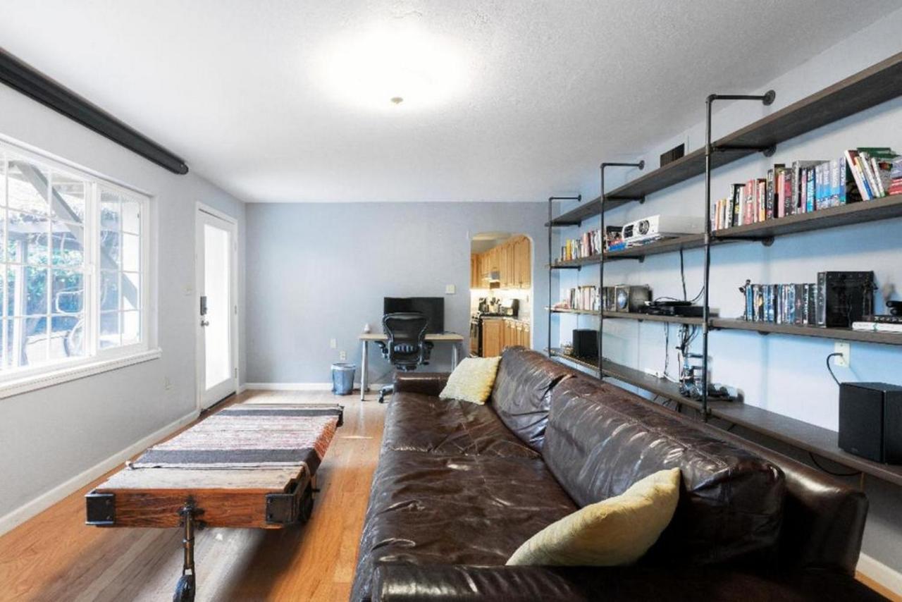 Large 1 Bedroom Apartment, Home Theater, Fireplace Berkeley Zewnętrze zdjęcie